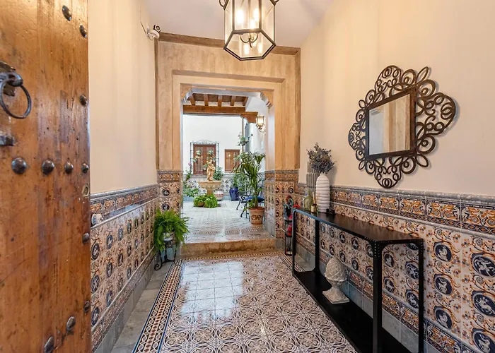 Casa Museo La Merced By Unique Aparthotel 3*