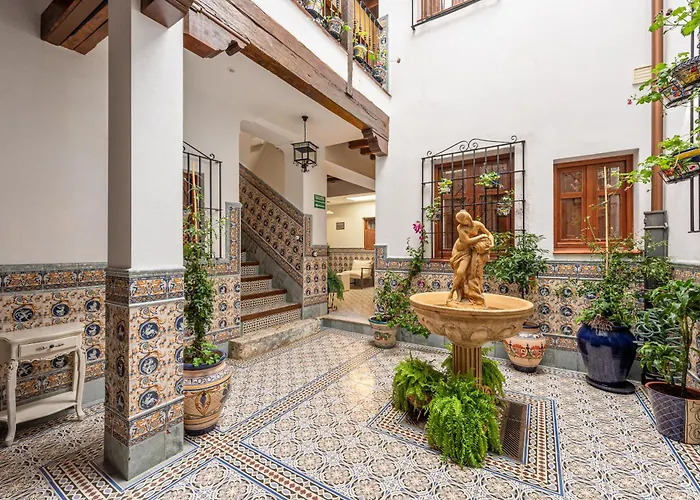 Casa Museo La Merced By Unique Aparthotel 3*