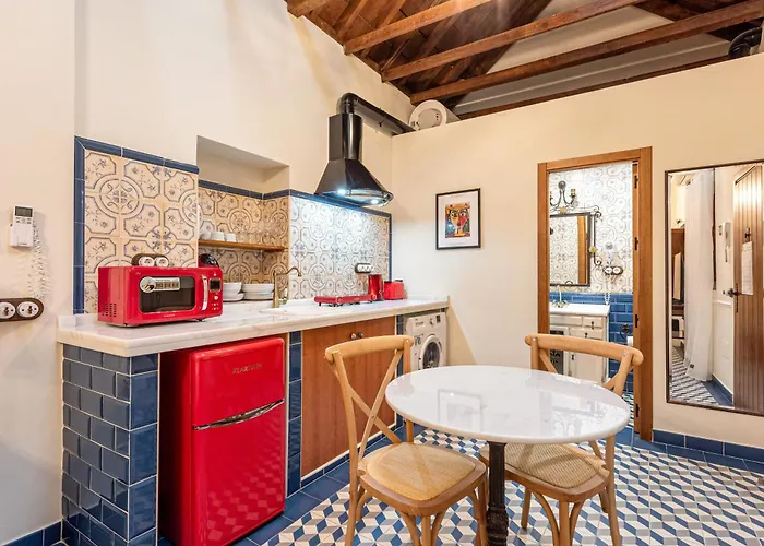 Casa Museo La Merced By Unique Aparthotel 3*