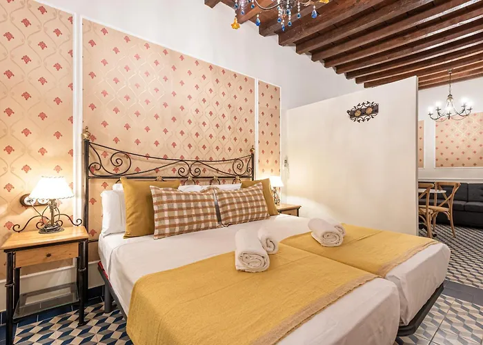 Casa Museo La Merced By Unique Aparthotel Màlaga
