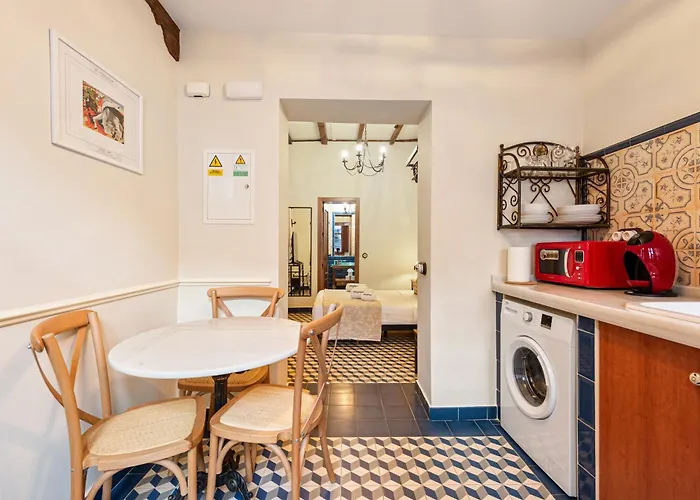 Casa Museo La Merced By Unique Aparthotel 3*